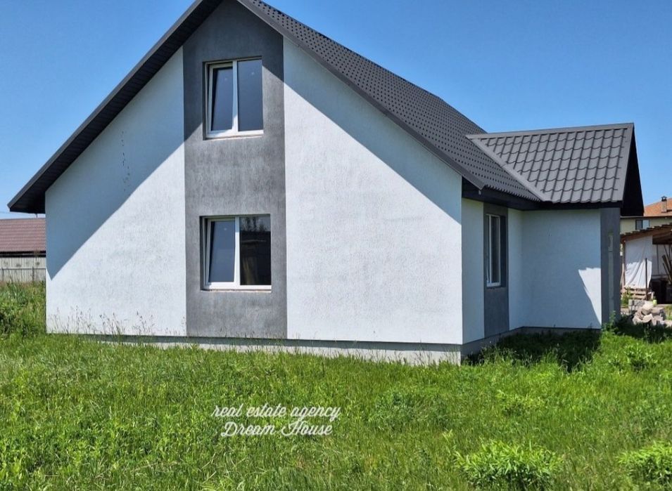 Будинок  + комунікації  +5 с Київський шлях 300 м