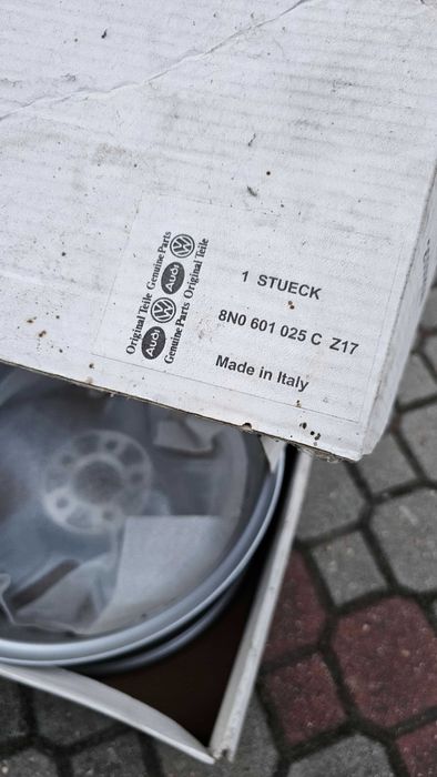 Oryginalne NOWE felgi Audi TT 8N0, 17" 5x100