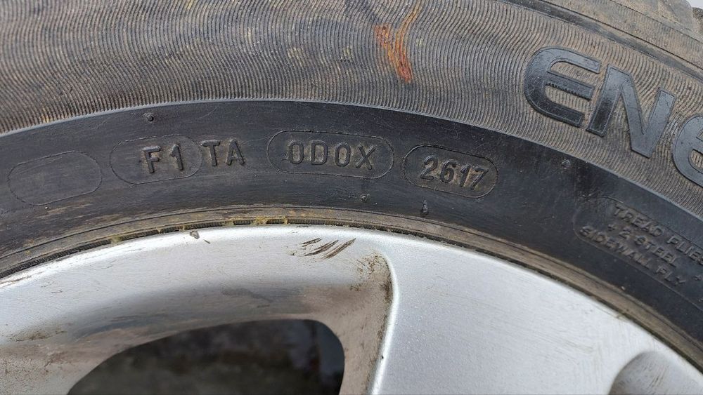 Легкосплавні оригінальні диски r15 Skoda. 5 на 112. З б\у резиною.