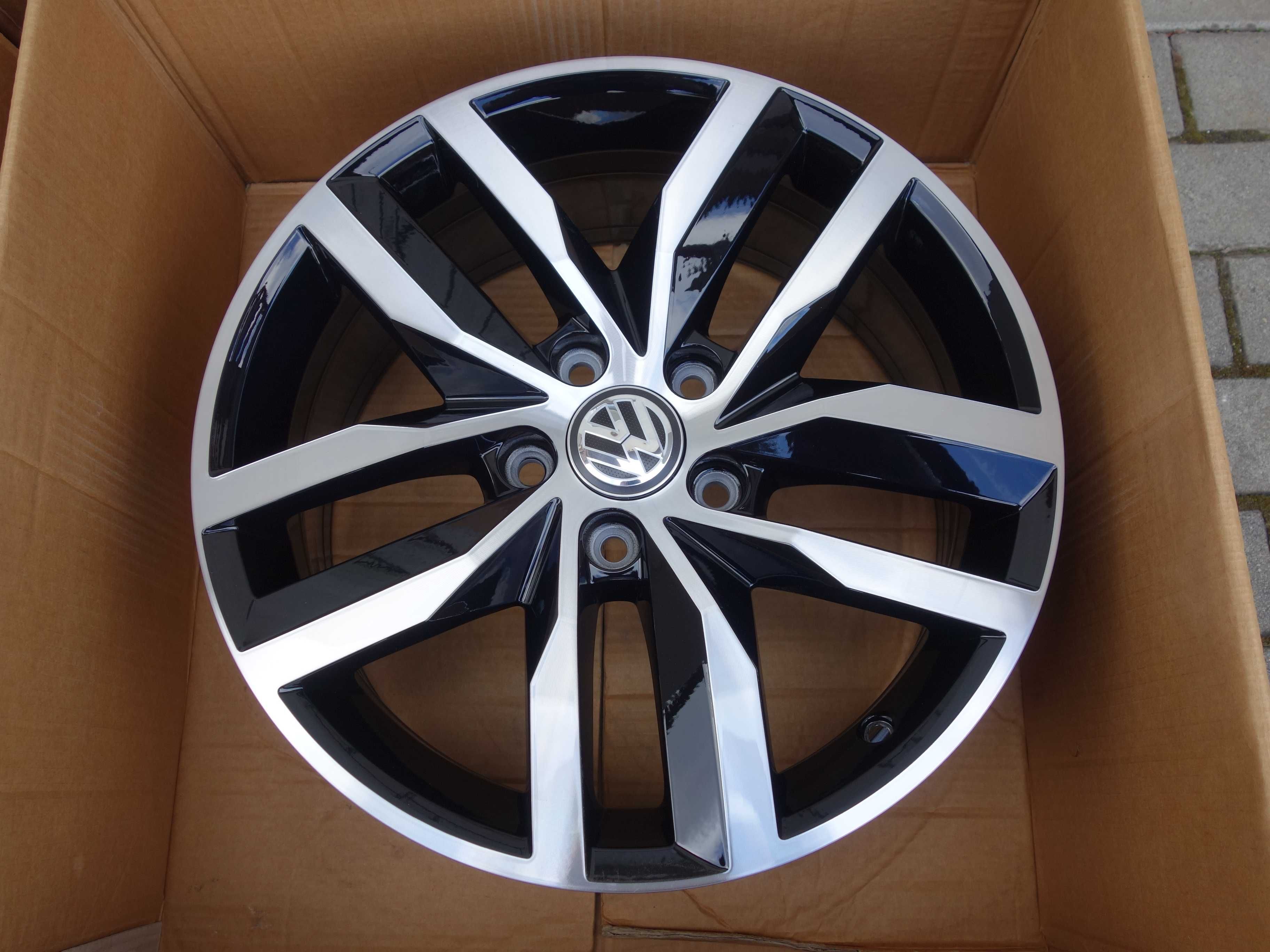Felgi VW GOLF VII T-ROC PASSAT B8 Touran R-LINE Nowy Model 17''