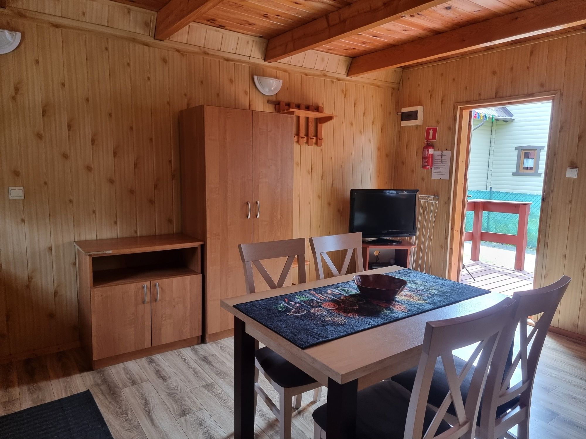 Karwia domki morena  100m od plaży, parking, wifi