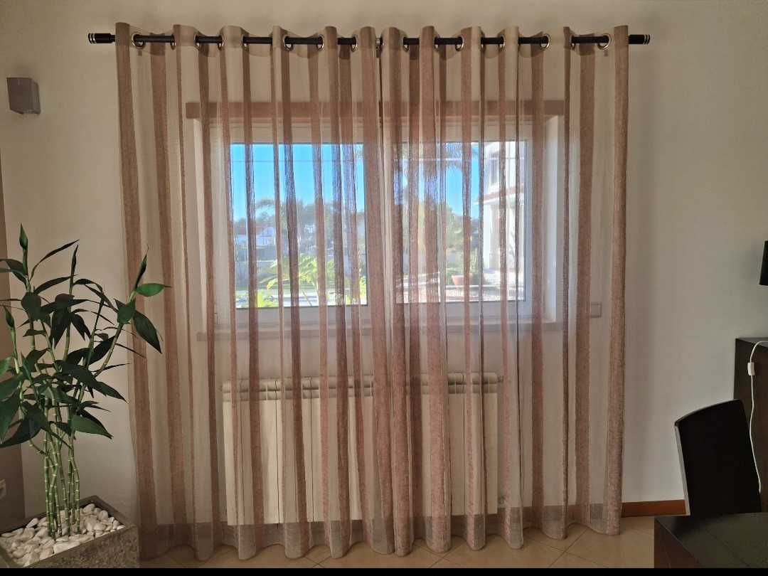 Conjunto 2 cortinados ( 4 Cortinados ) tecido organza