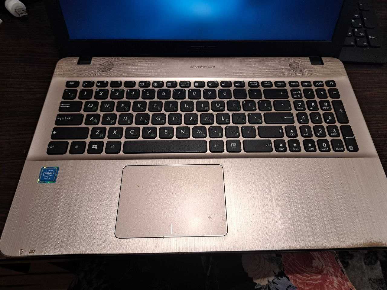 Ноутбук Asus X541SA