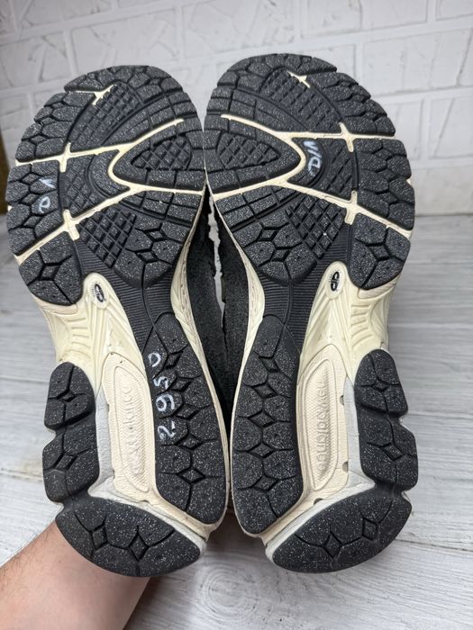 Модные мужские кроссовки new balance 1906d protection pack