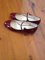OPORTUNIDADE - vendo 2 pares de sapatos de meia estação - ZARA