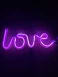 Napis LOVE led neon różowy