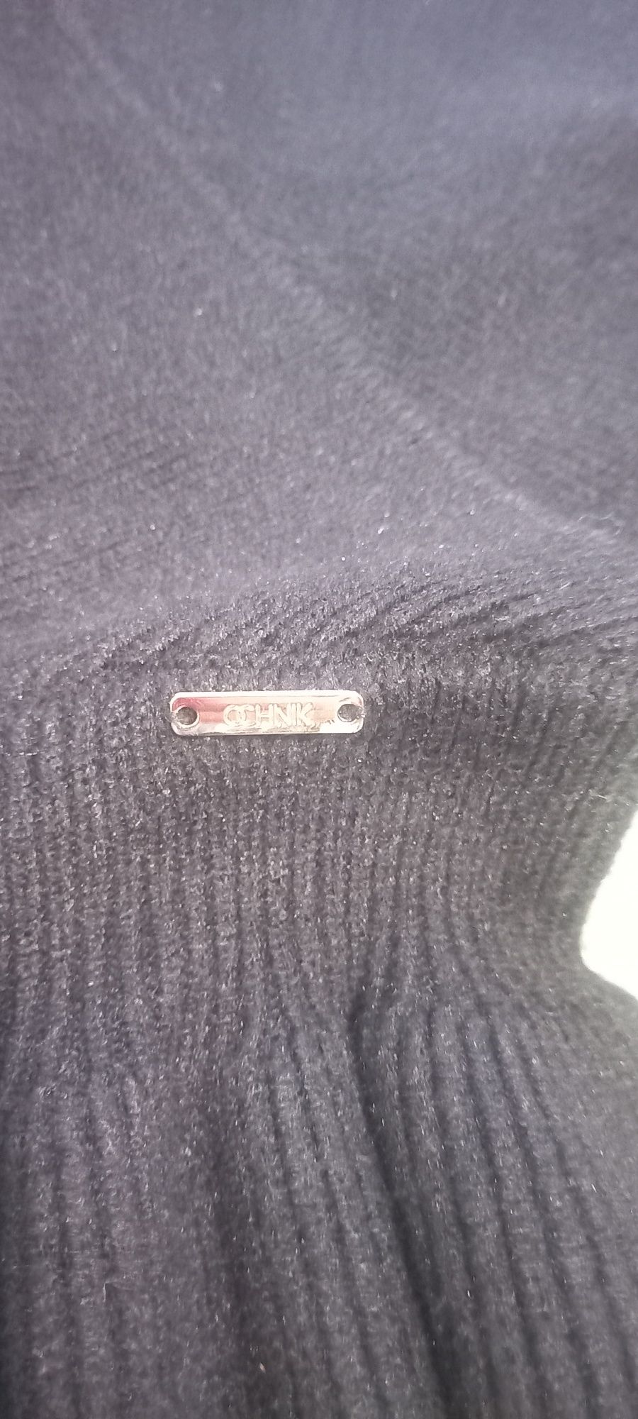 Sprzedam nowy sweterek bez metki xs
