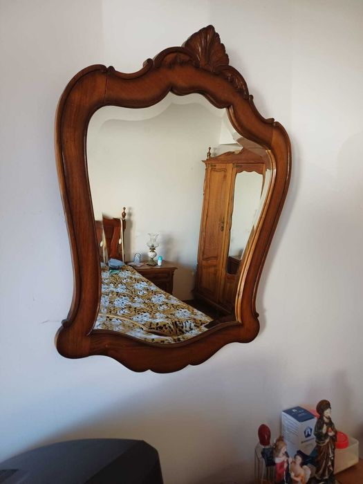 Mobília de quarto de casal com gavetões
