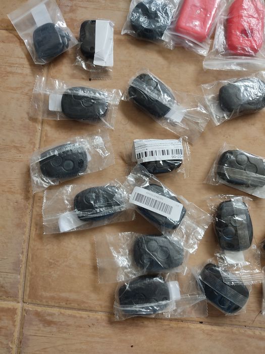 Lote 22 unidades Capas chaves automóvel Negociável