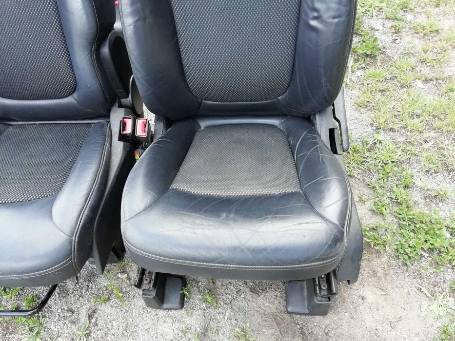 Салон сидіння шкіряні Dodge Journey Crossroad