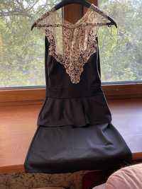 Платье вечернее с баской с кружевами Размер М (46) сукня одяг