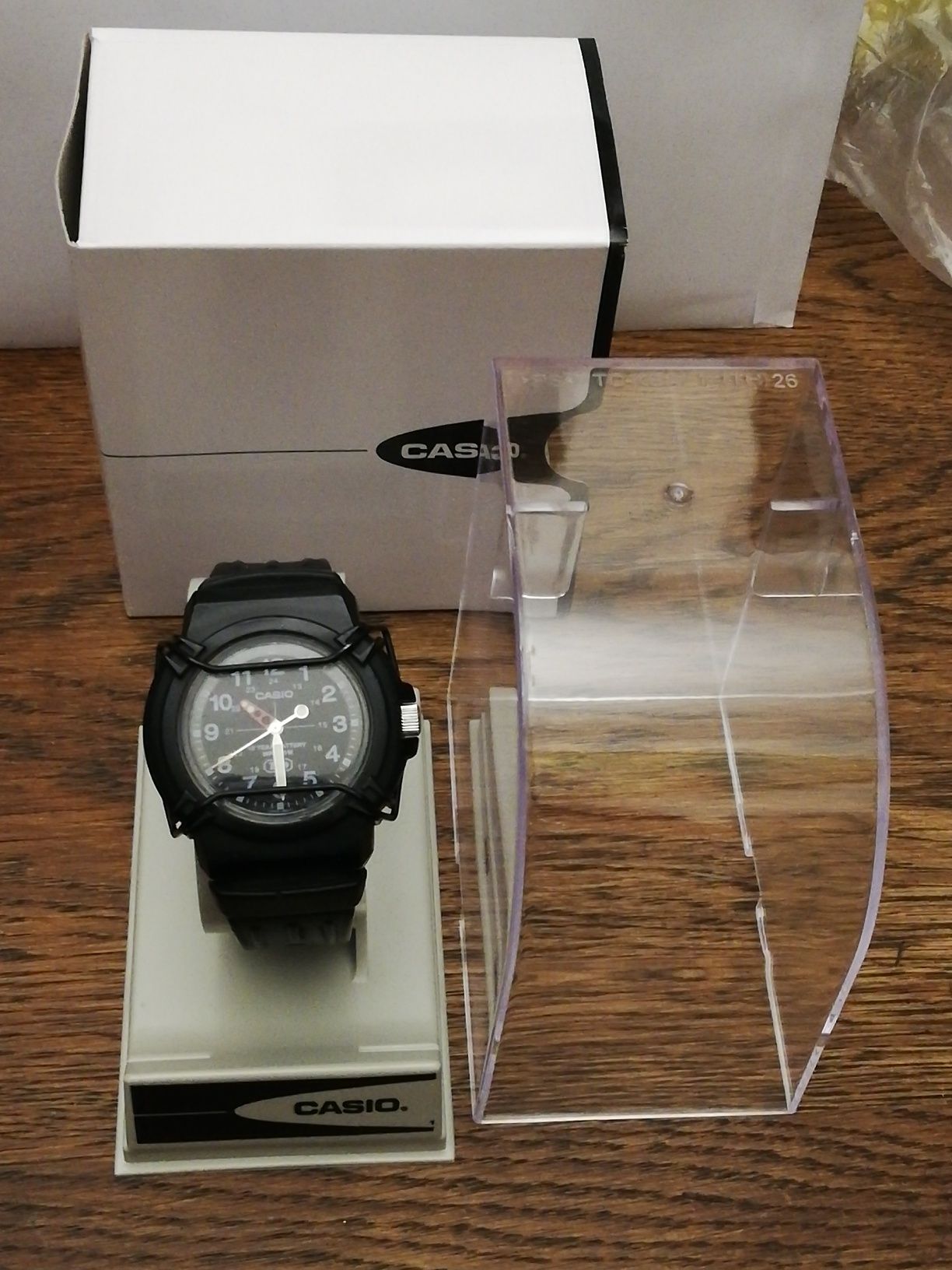 Sprzedam męski zegarek Casio HDA-800 z oryginalnym ekspozytorem