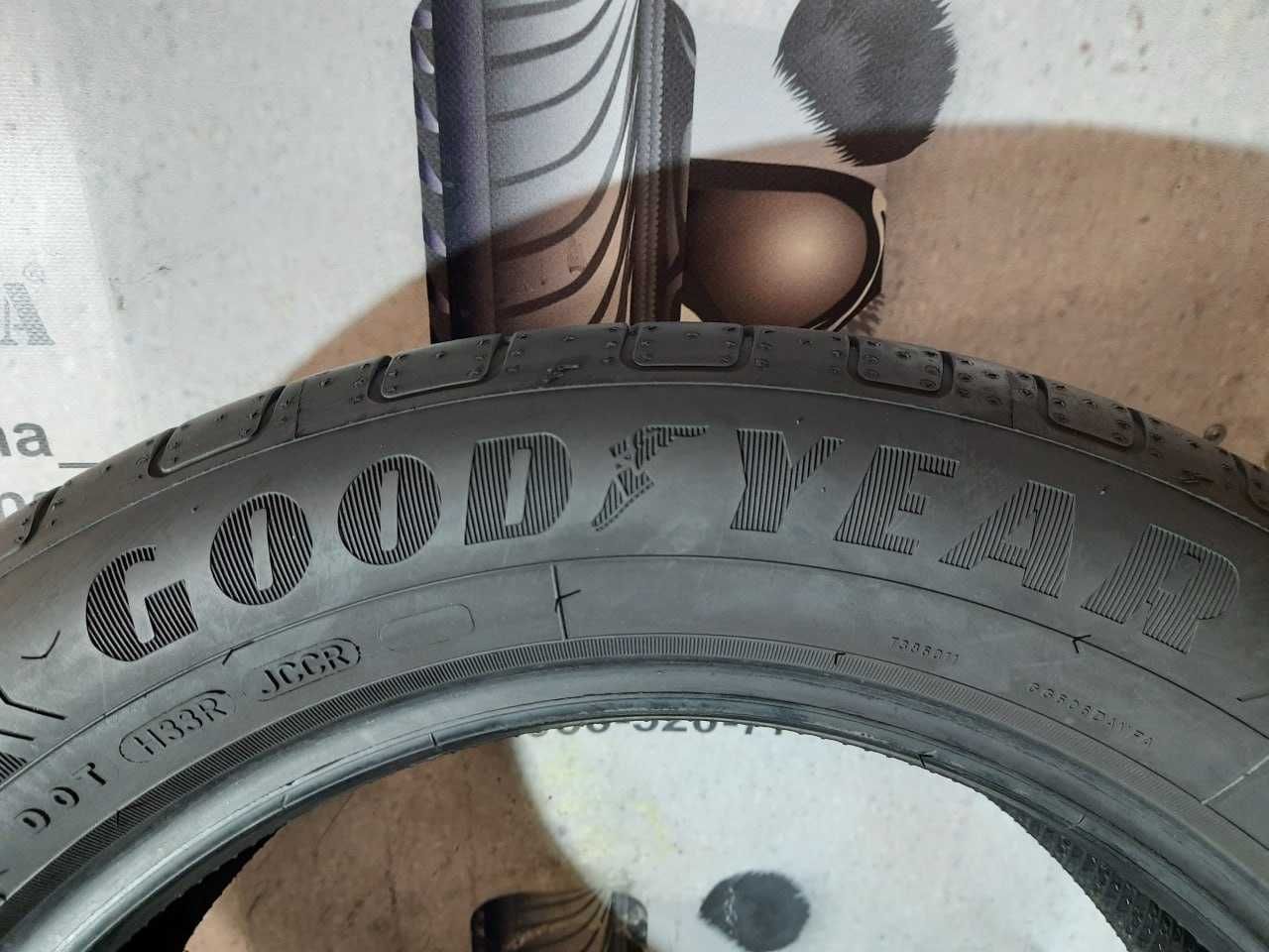 Шини 215/55 R17 GOODYEAR EfficientGrip Perfomance б/у літо склад