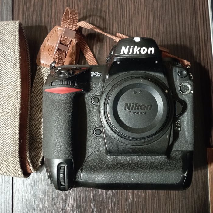 фотокамера Nikon d2x пробег 16000