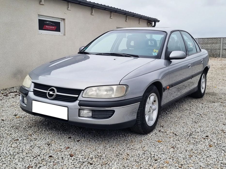 Opel Omega Śliczna 2.0 Benzyna BOGATA WERSJA Oryginał ZADBANA Serwis Automat