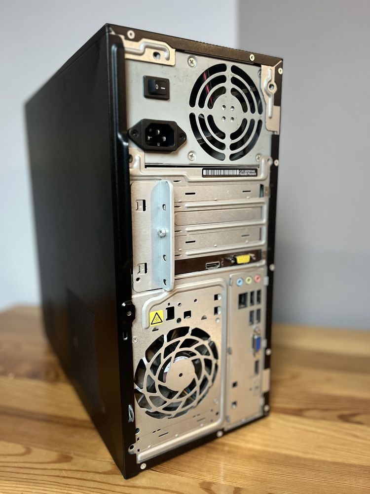 Komputer HP PRO PC / Jednostka centralna + monitor
