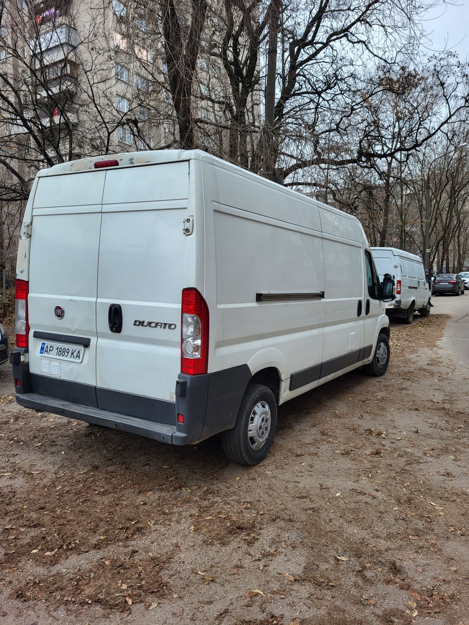 ВАНТАЖОПЕРЕВЕЗЕННЯ Вантажні перевезення Доставка меблів Мувінг