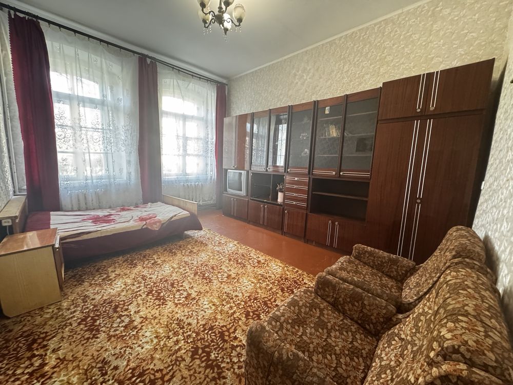 Продаж 1км квартири в центрі міста