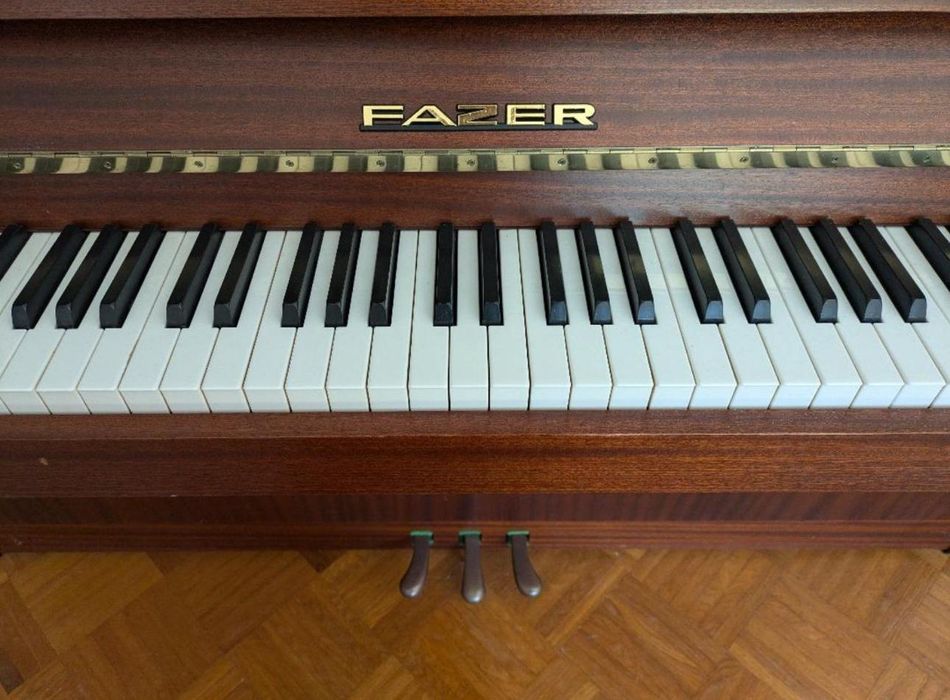 Pianino Fazer nastrojone transport gwarancja