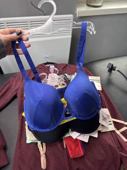 19 одиниць білизни продаю одним лотом