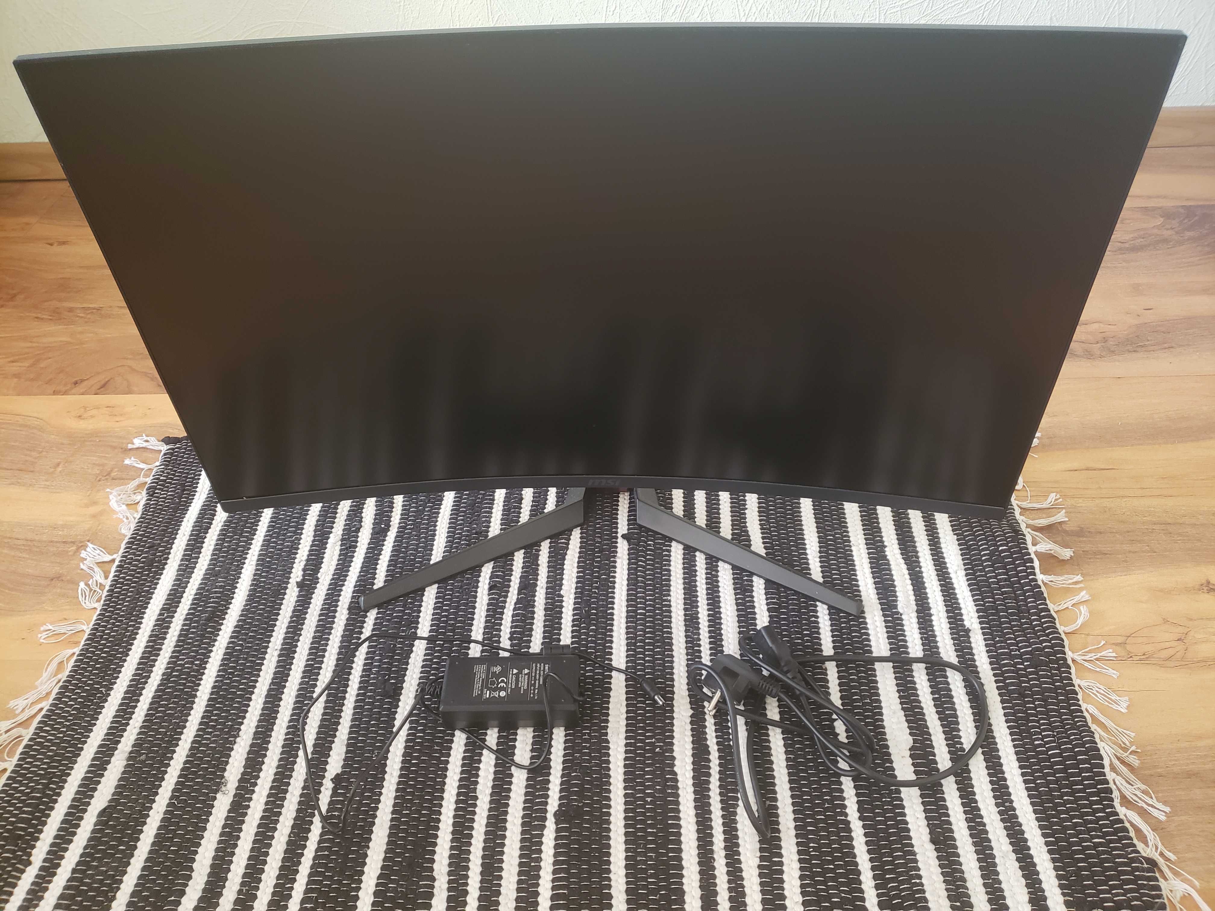 Монітор MSI Optix AG32CQ Curved 32