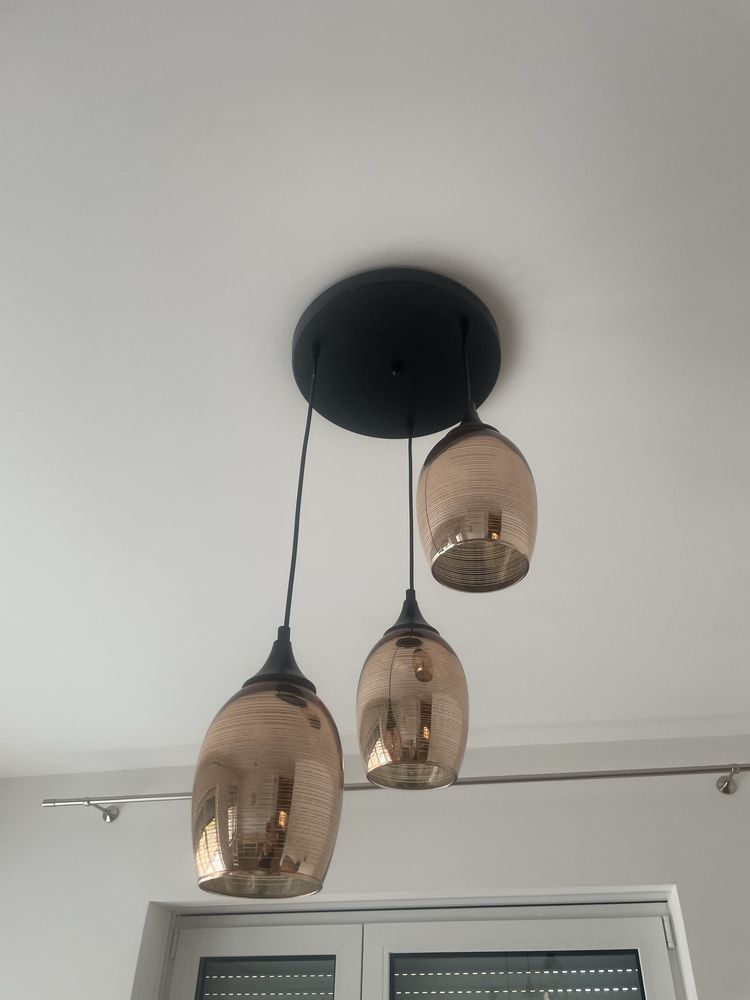 Lampy/Lampa w bardzo dobrym stanie