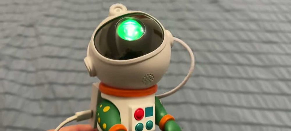 Нічник динозавр астронавт, лазерний проектор, зоряного неба, астронавт