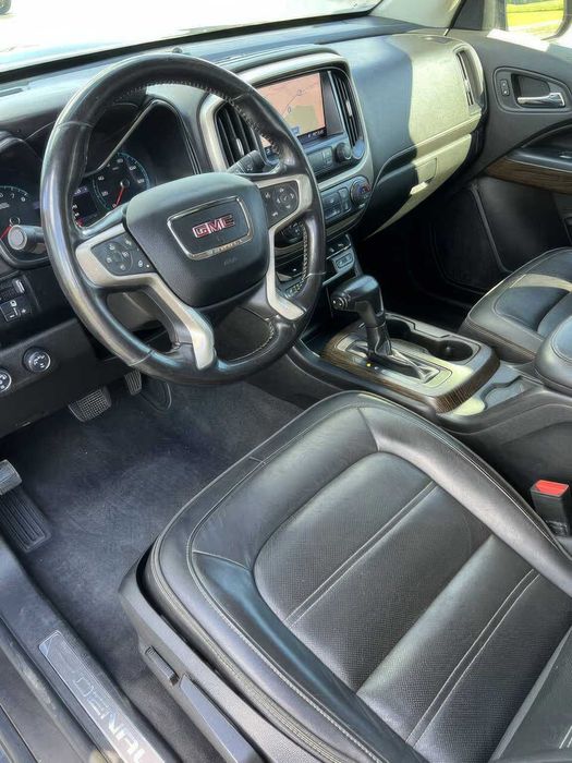 GMC Canyon AT4 Crew Cab      2021