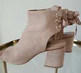 Botki Stradivarius Peep Toe z odkrytymi palcami i piętą