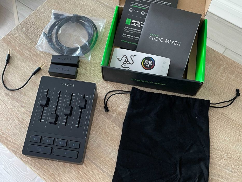 Razer Audio Mixer - аудіокарта / мікшерний пульт з XLR