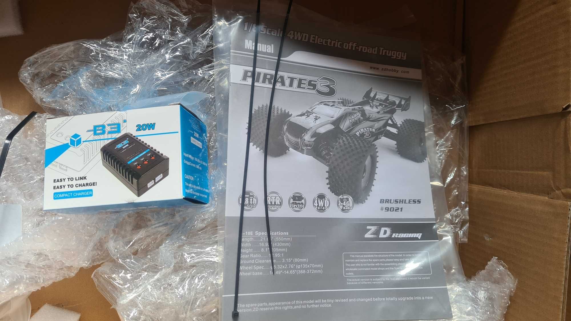 ZD Racing 9021-V3 1/8 2.4G 4WD 80km/h 120A ESC (SEM BATERIAS)