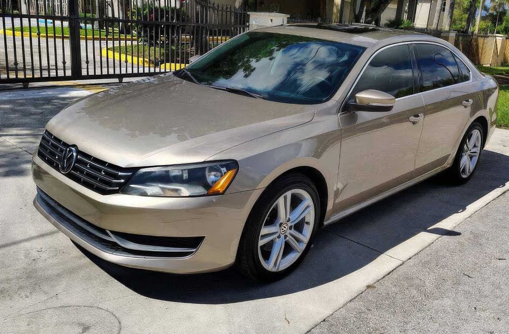 Volkswagen Passat SE      2015