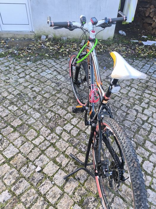 Bicicleta btt em bom estado