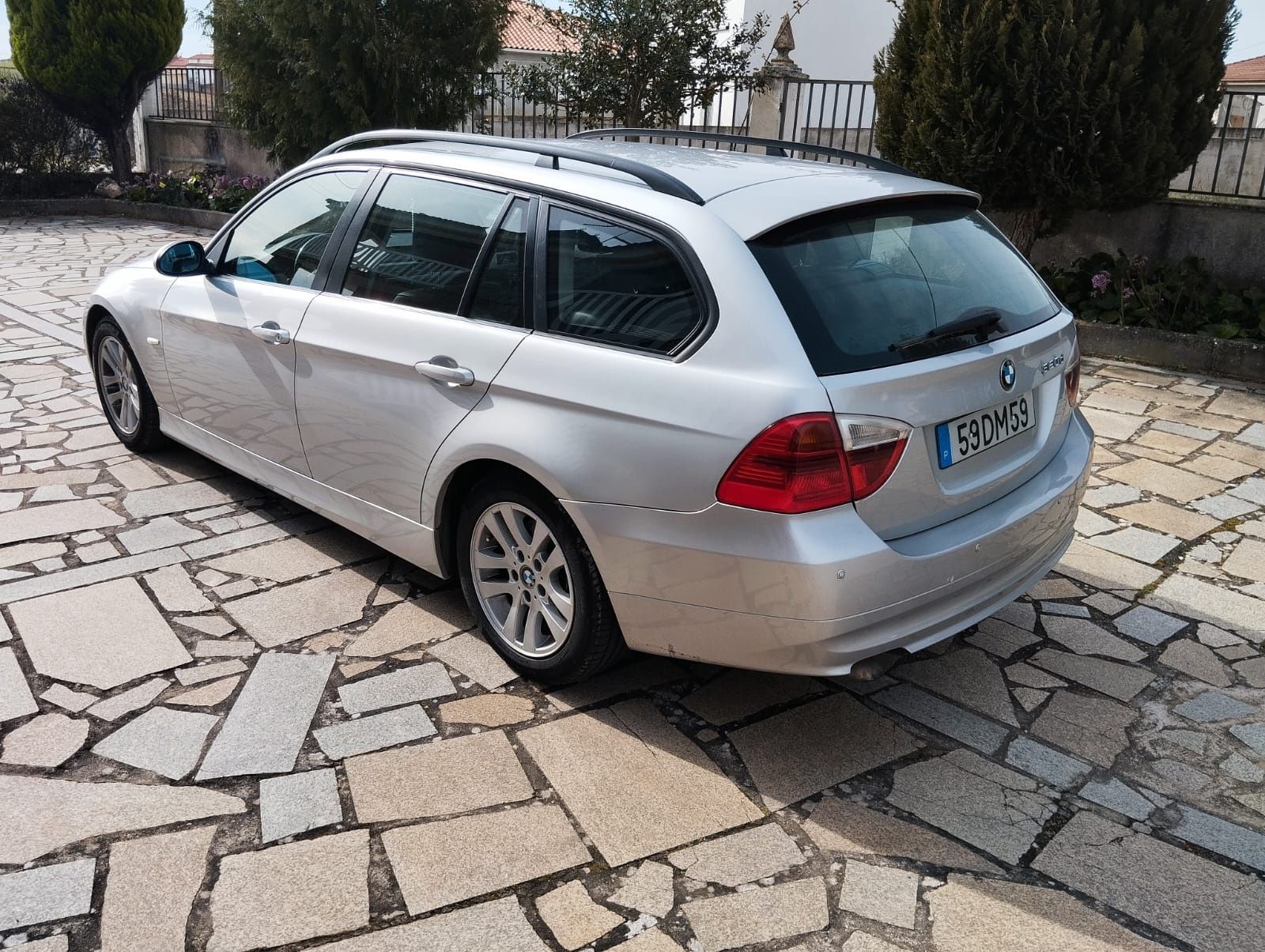 BMW 320d, 163cv, 180mil km, nacional, selo antigo.