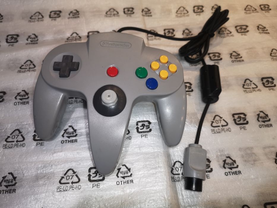 Pad Controller NINTENDO 64 (nowy Analog od GameCube)