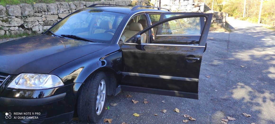 Vendo/ Troco  Passat 1.9- TDI como nova