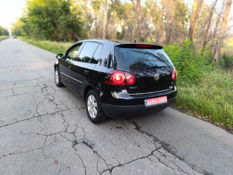 Volkswagen Golf 2008 1,6 МРІ