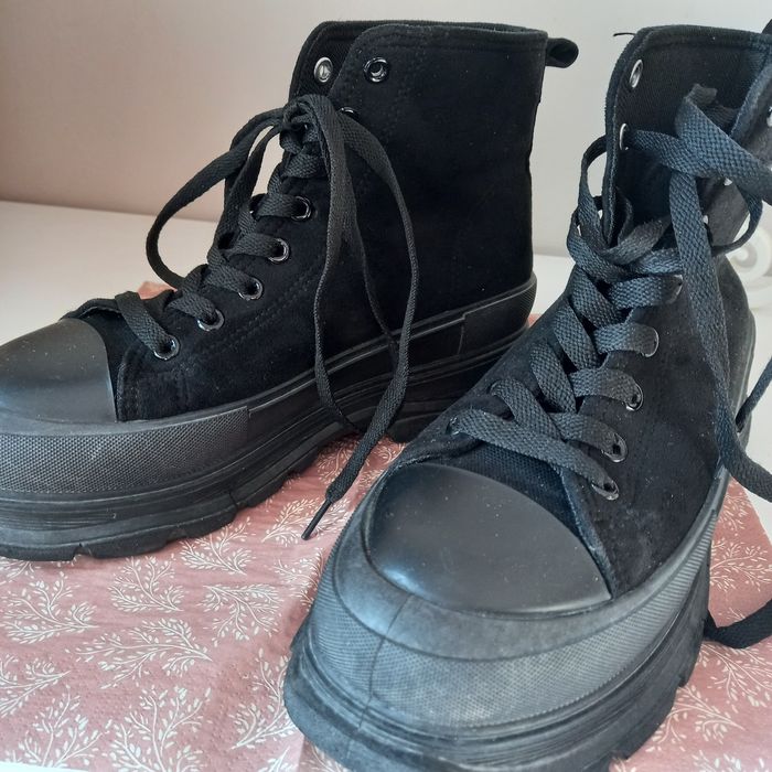 Botki sztyblety czarne wiązane r.39