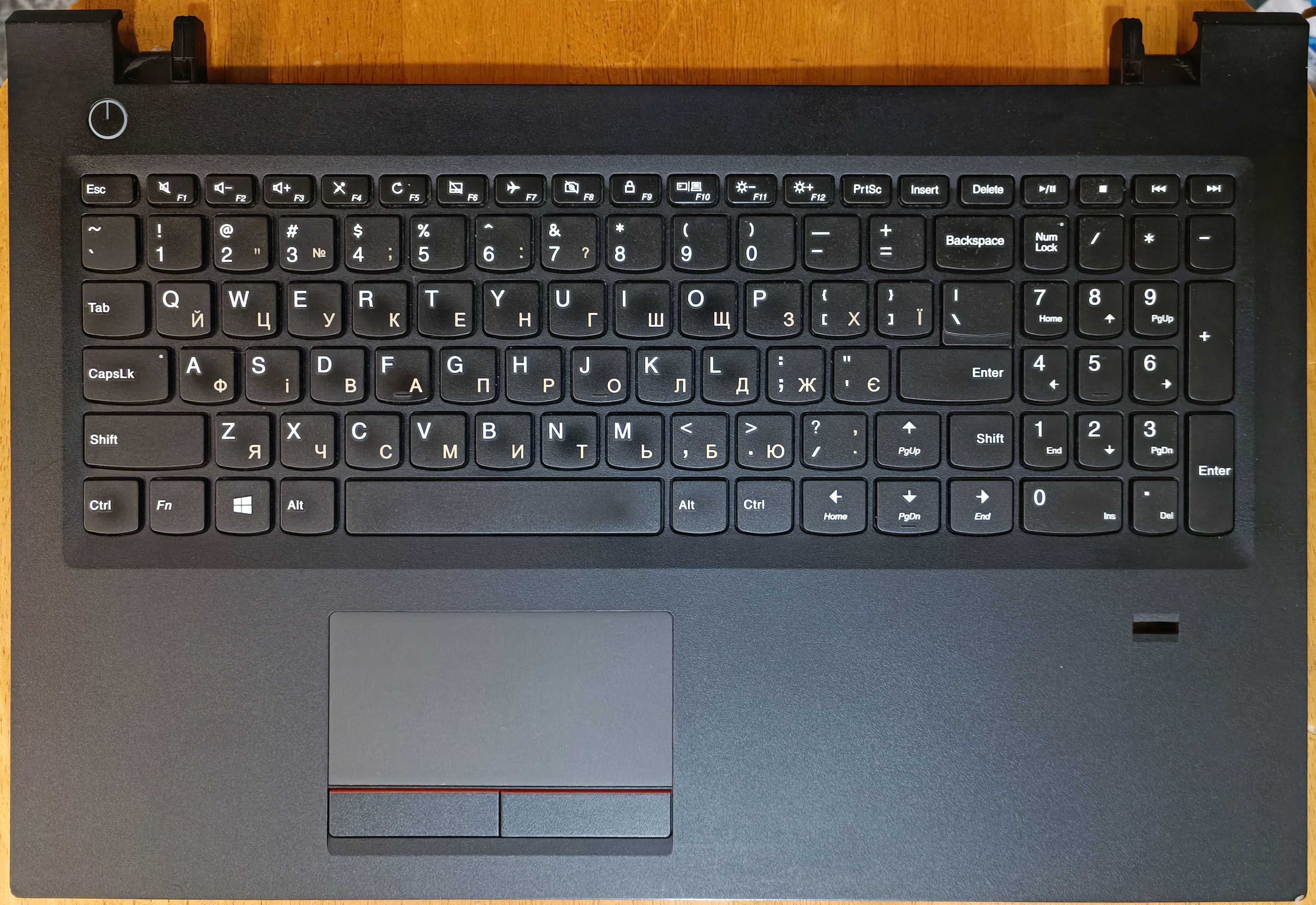 Ноутбук Lenovo V510-15IKB по запчастинам.