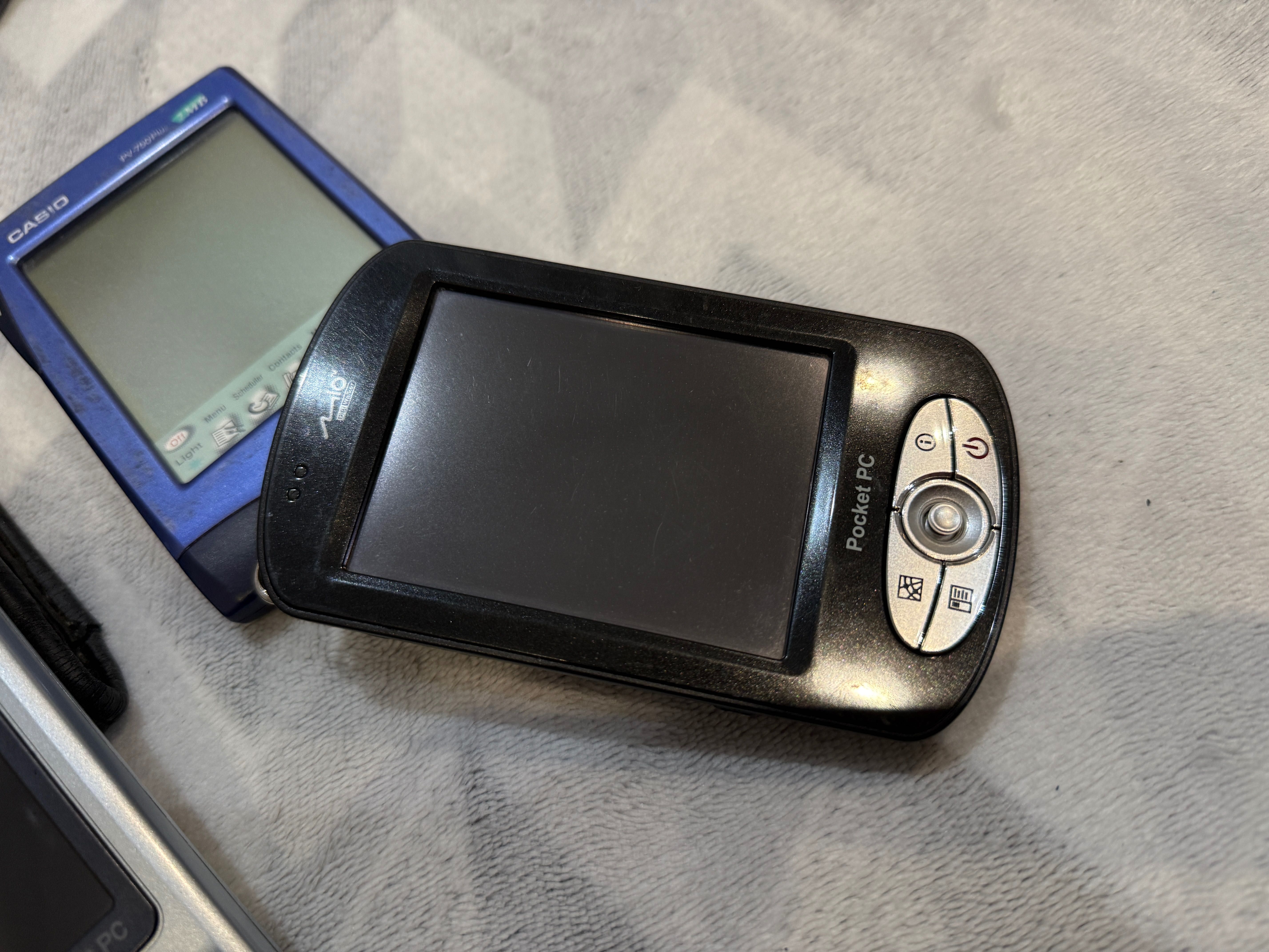 Niesprawdzone Palmtop Fujitsu Siemens Casio Mio