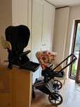 CYBEX e-priam 4.0 Wózek spacerowy Blossom +Priam Jeremy Scoot jak nowy