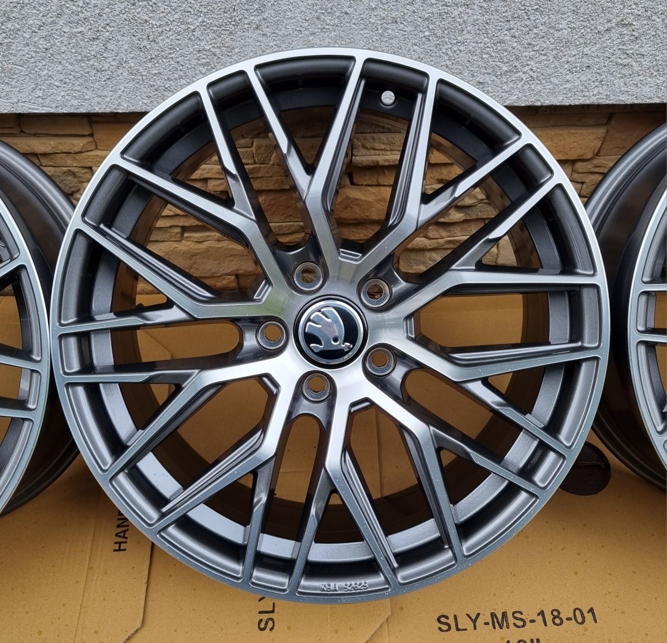 ALUFELGI Audi Volkswagen Skoda Seat 5x112 18 Nowe Niemieckie