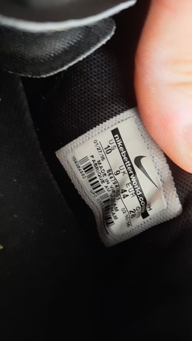 Buty sportowe firmy NIKE