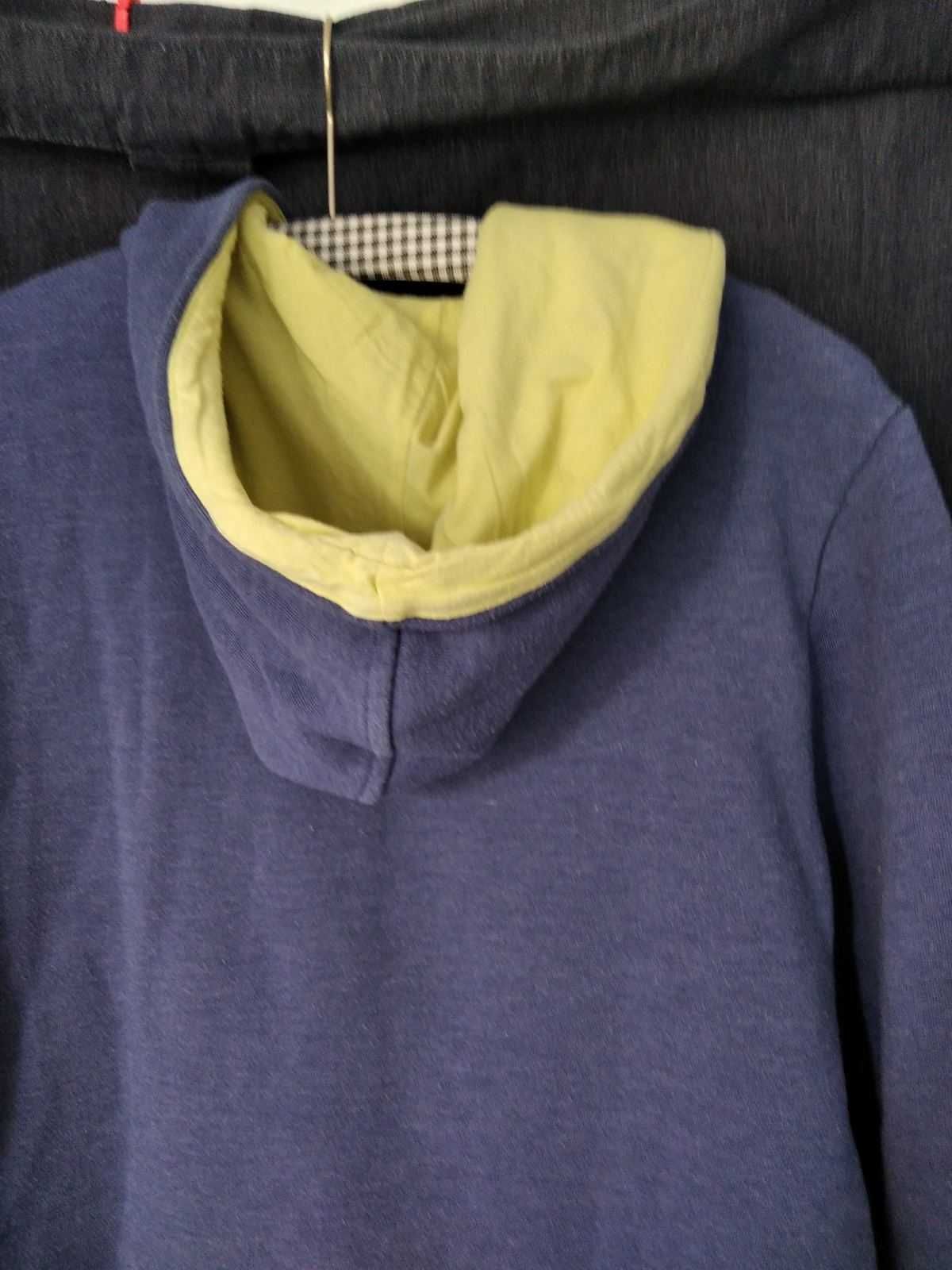 Толстовка сине-желтая с капюшоном TwinTip