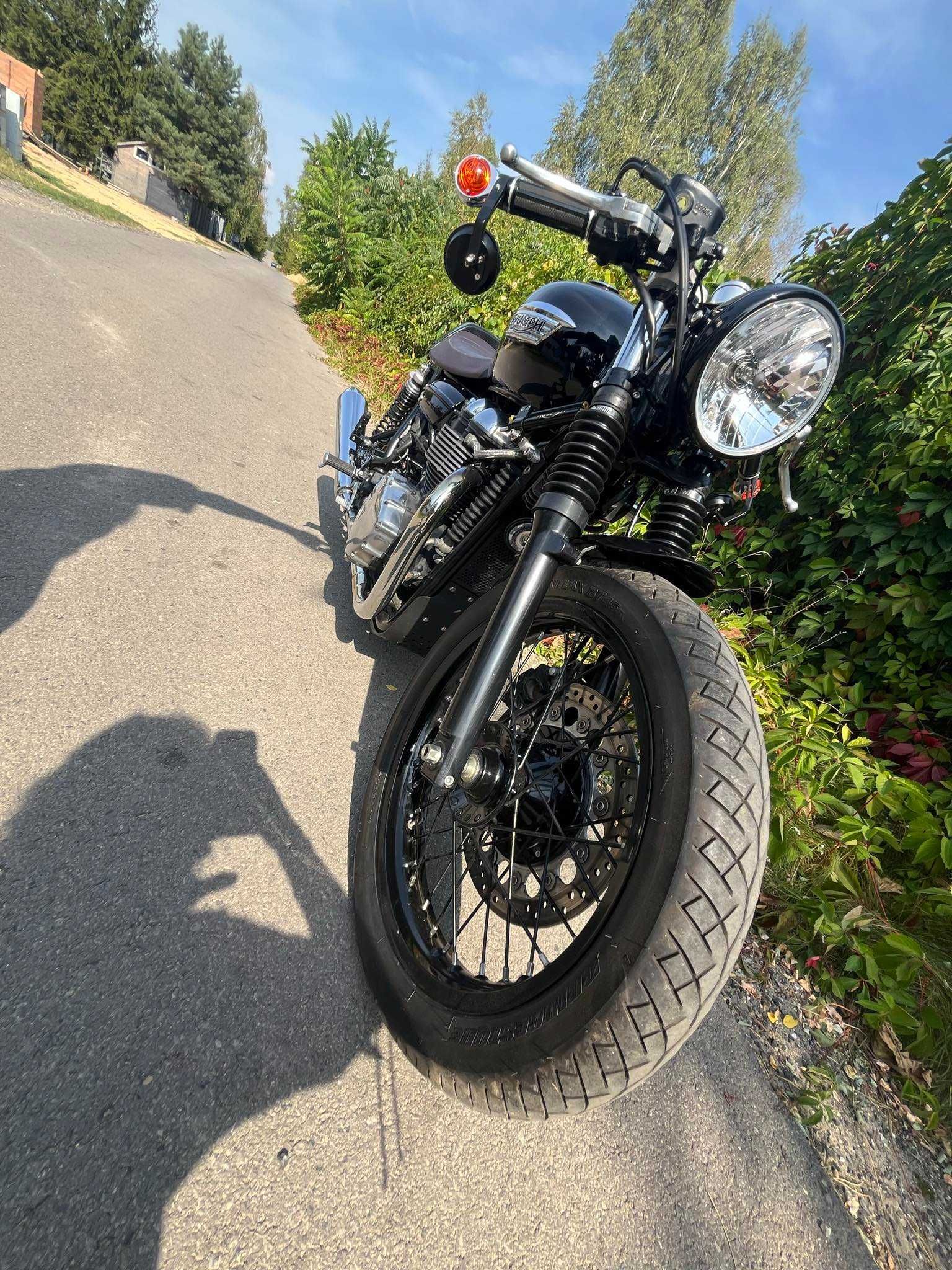Triumph Thruxton Custom Cafe Racer