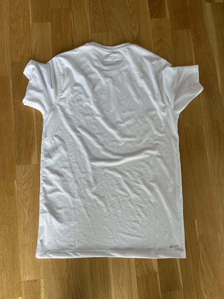 Męska koszulka sportowa New Balance S biała NBDry