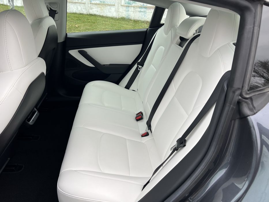 Tesla Model 3 Longe Range Dual Motor