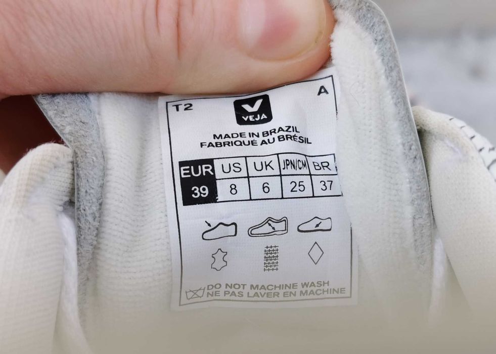 Шкіряні кросівки Veja V-12 унісекс 39 р Оригінал