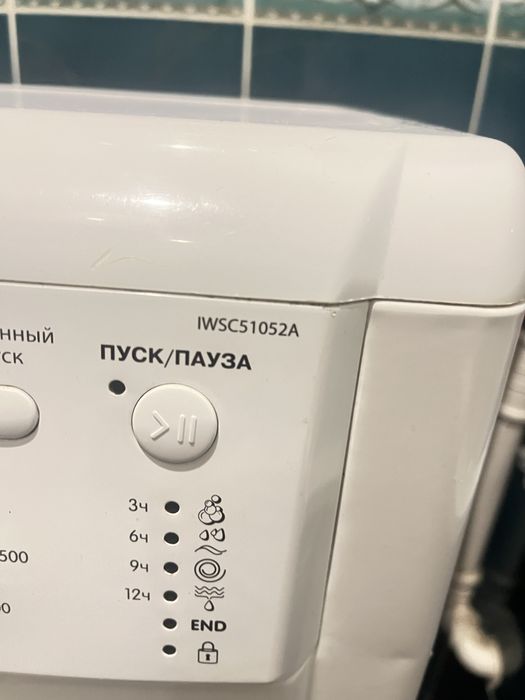 Пральна машина INDESIT IWSC51052A