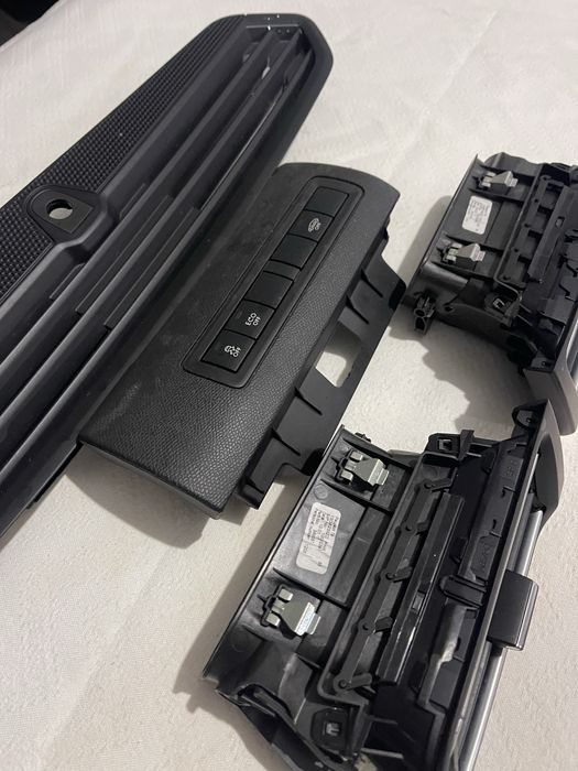 Só Peça Pejeot 308 Grelhas do tablier